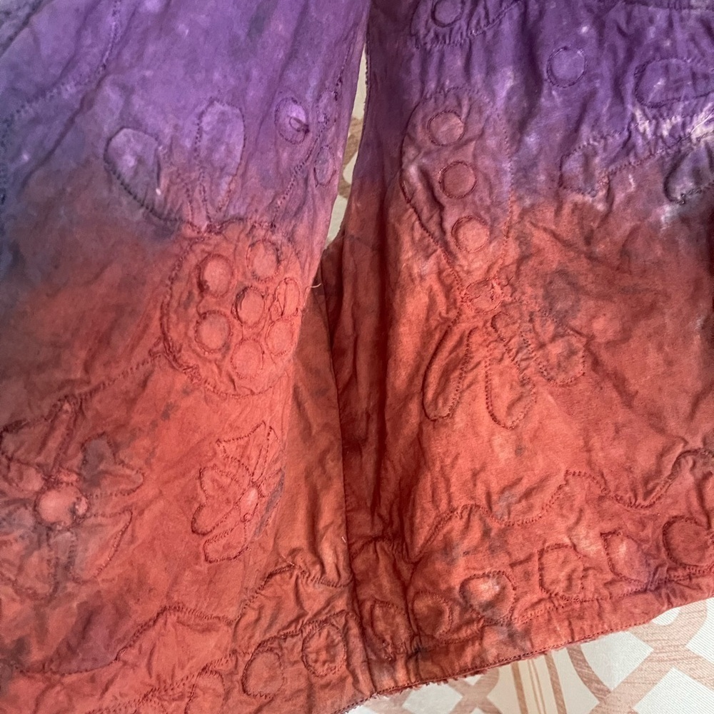 Vintage Effeci Women's Purple and Red Embroidered Vest - Picture 4 of 5
